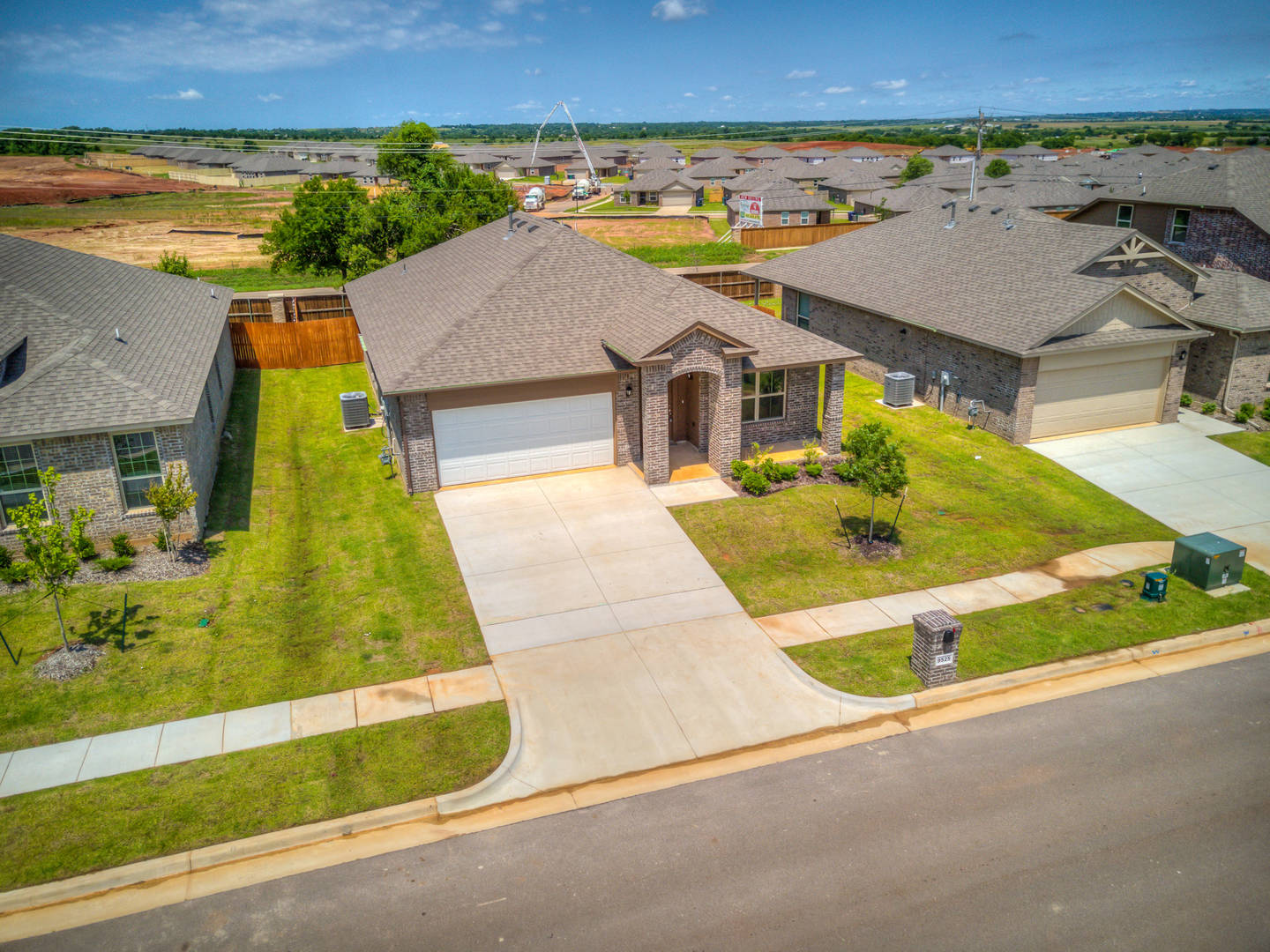 9525 Timberwind Ln Yukon, OK 73099