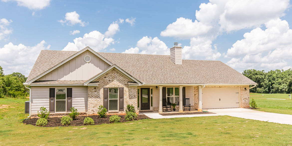 Brivity 365 Highlands Drive Winterville, GA 30683