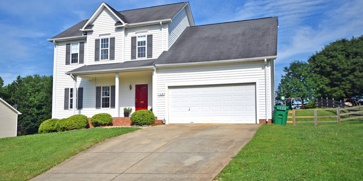 Brivity 108 Willow Bend Drive King, NC 27021