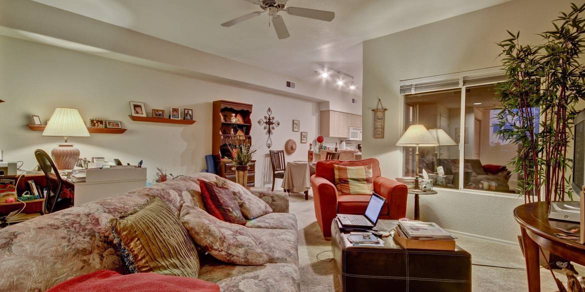 Brivity 7401 W. Arrowhead Clubhouse Dr. 2090 Glendale, AZ 85308