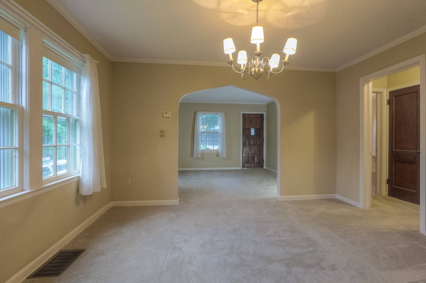 2002 W 48th Street Westwood, KS 66205