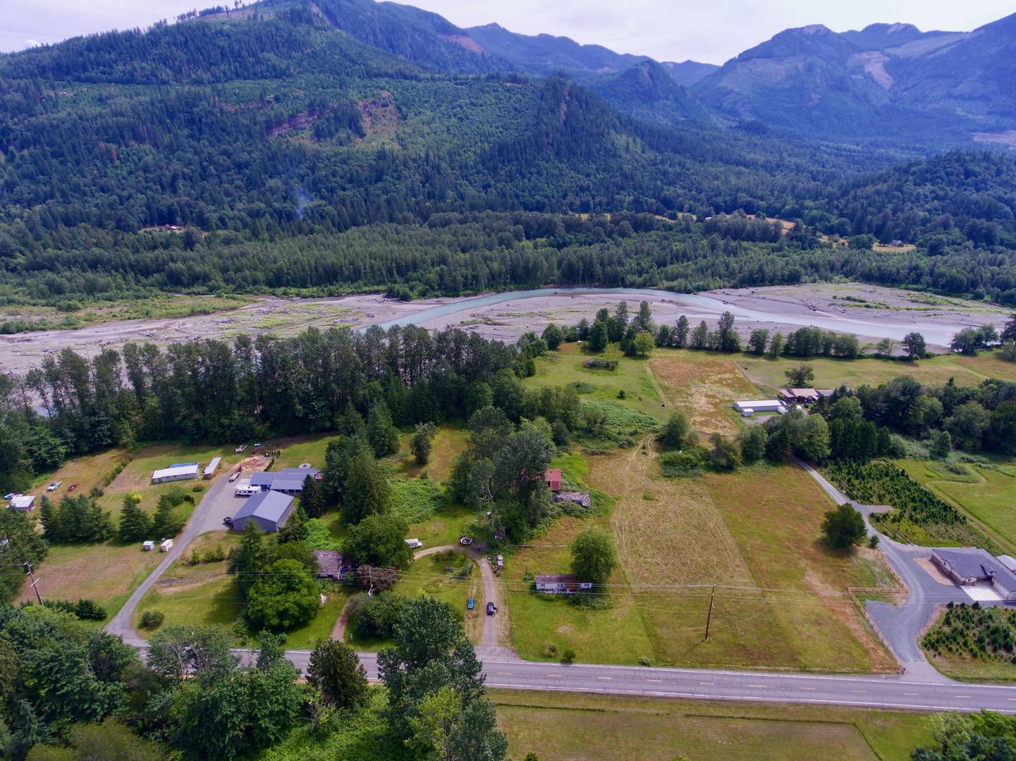 Brivity 5783 Mt. Baker Hwy, Deming, WA 98244 Virtual Tour