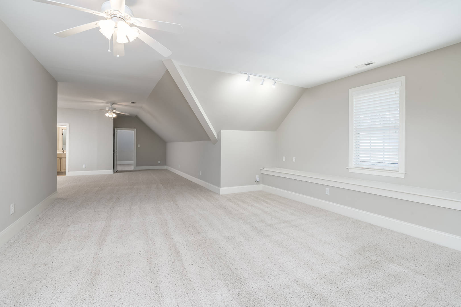 101 N. Ellington St Apex, NC 27502