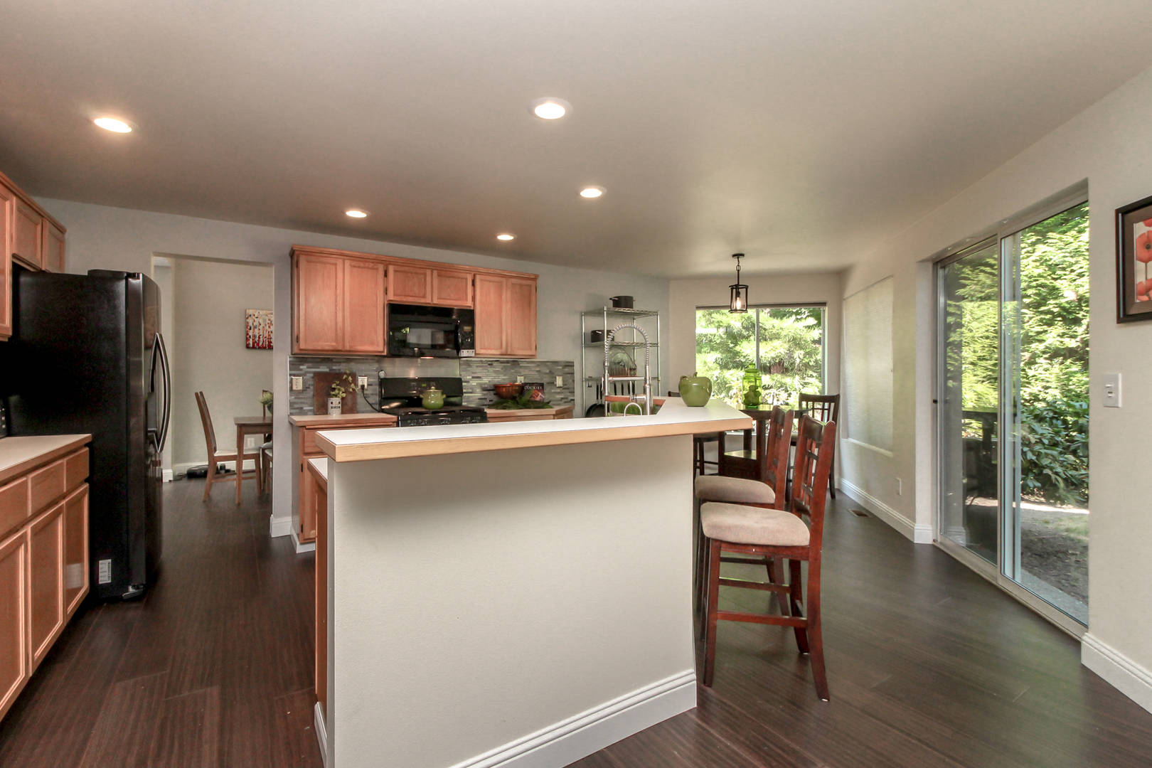 25943 158th Court SE Kent, WA 98042