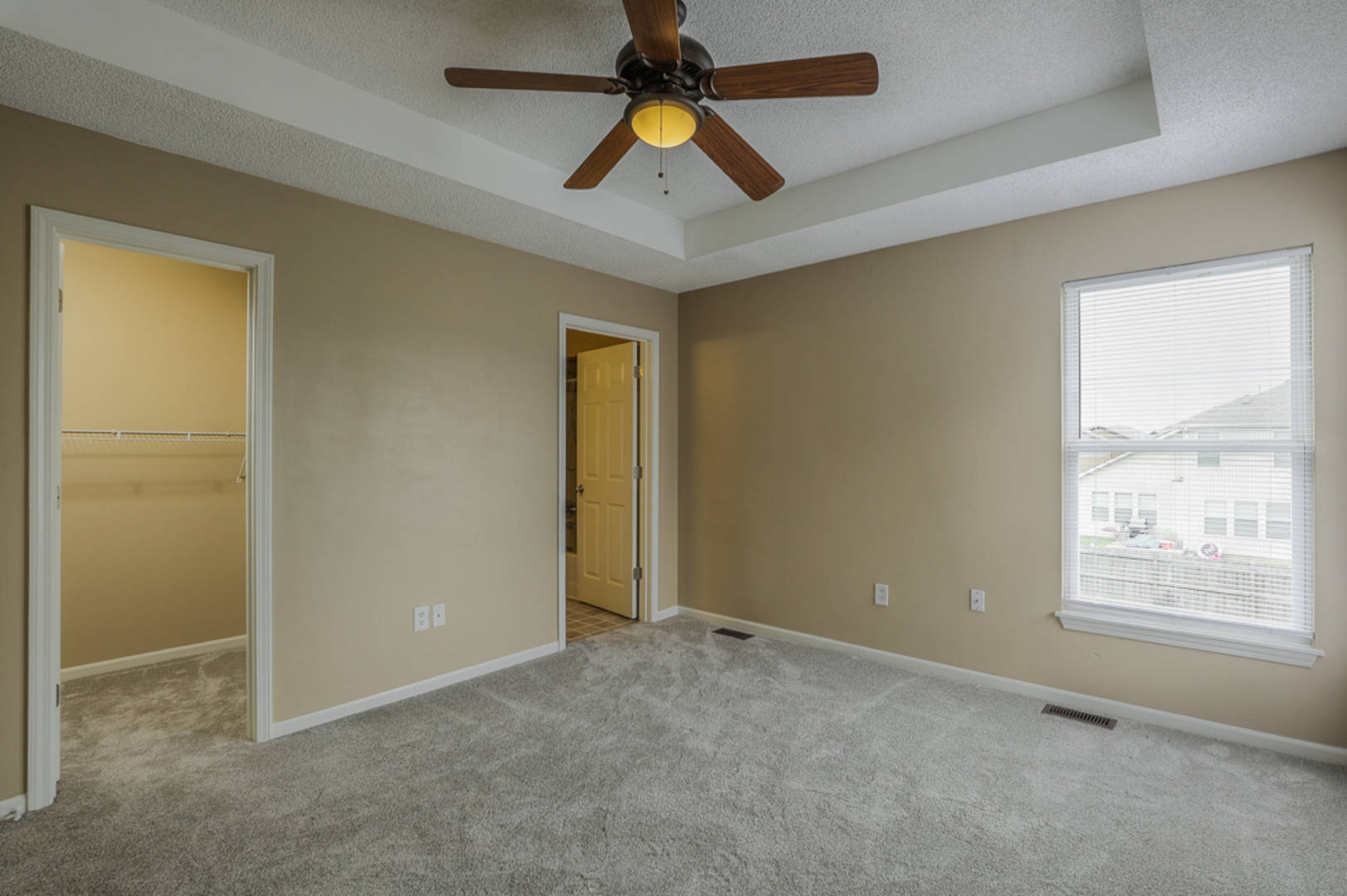638 S. Pine Street Gardner, KS 66030