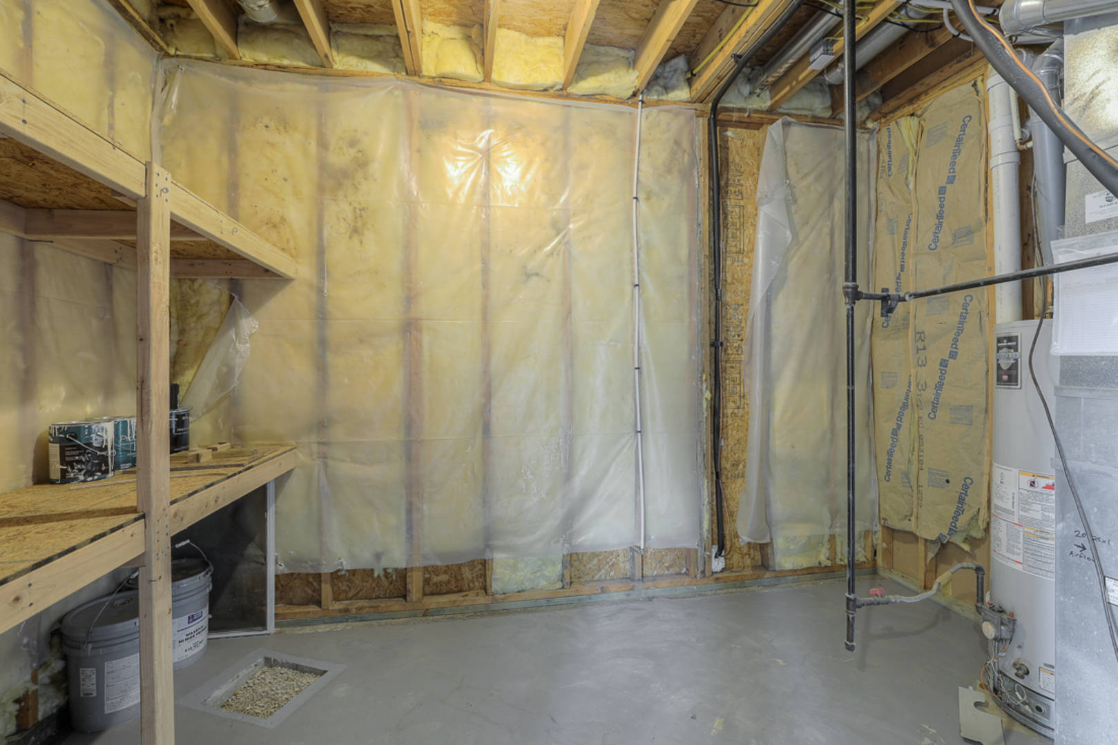 638 S. Pine Street Gardner, KS 66030