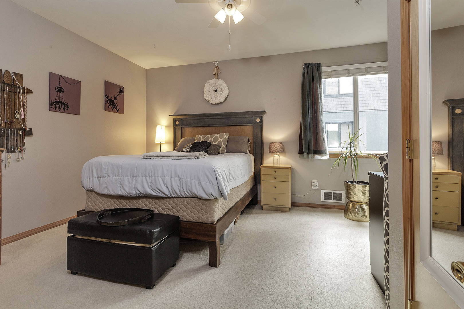 2024 SW Howards Way #307 Portland, OR 97201