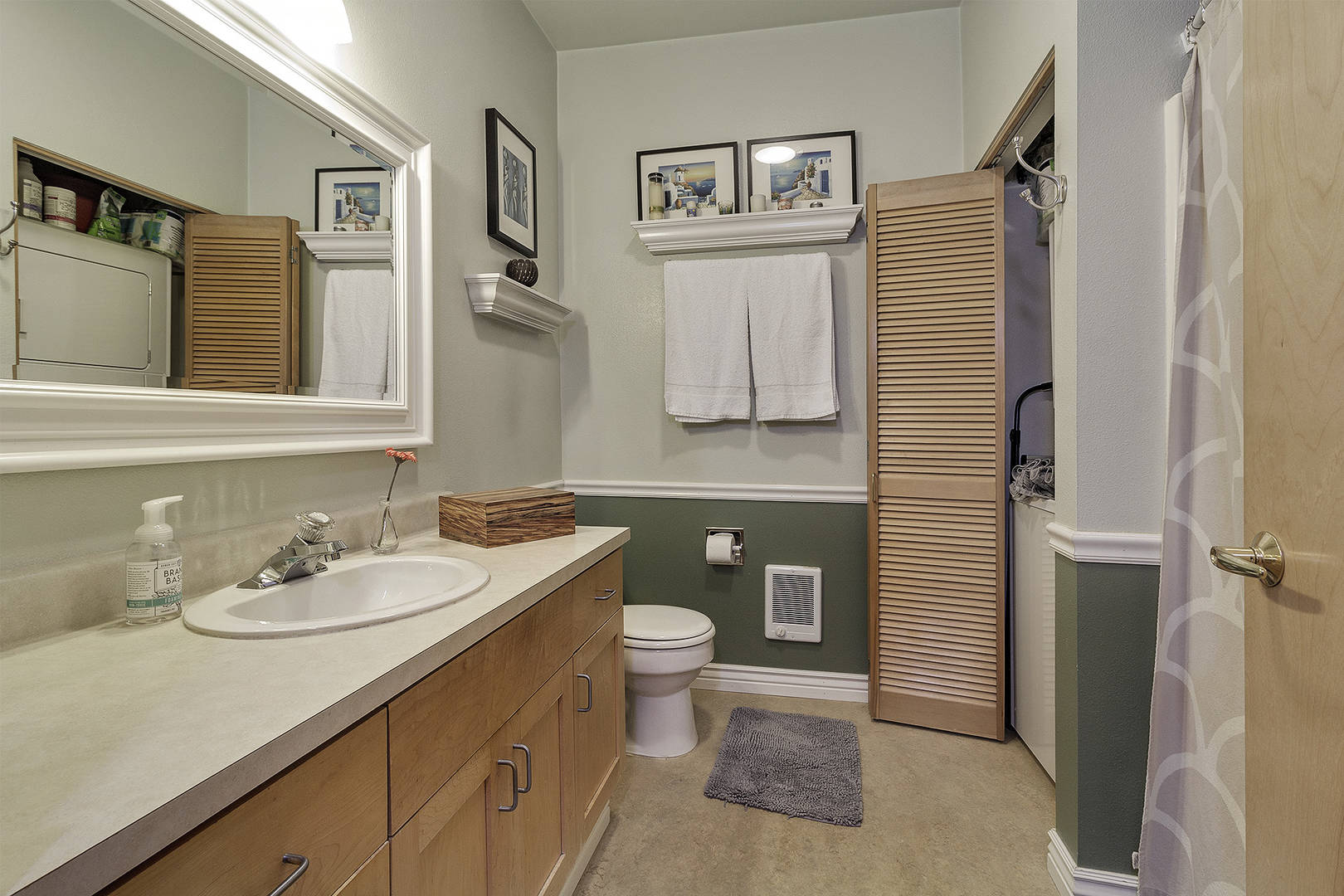 2024 SW Howards Way #307 Portland, OR 97201