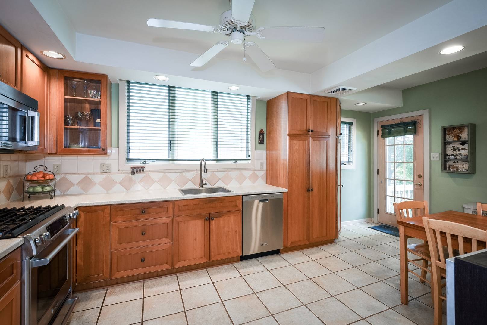 605 Shoemaker Ave Jenkintown, PA 19046