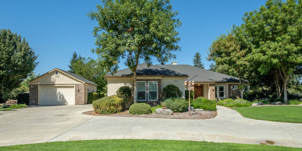 Brivity 449 N Maine Ave. Fresno, CA 93737