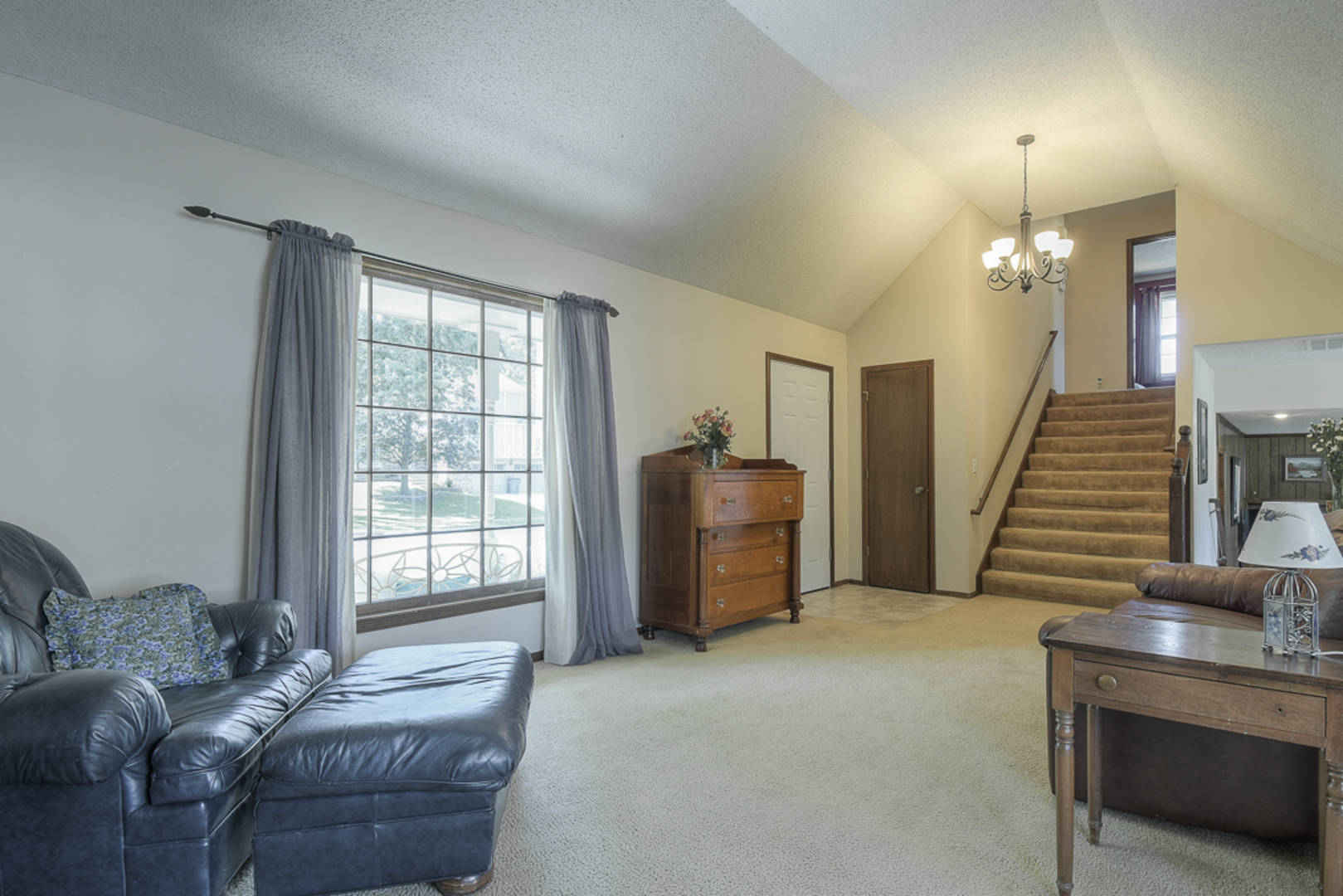 2118 East 152nd Terrace Olathe, KS 66062