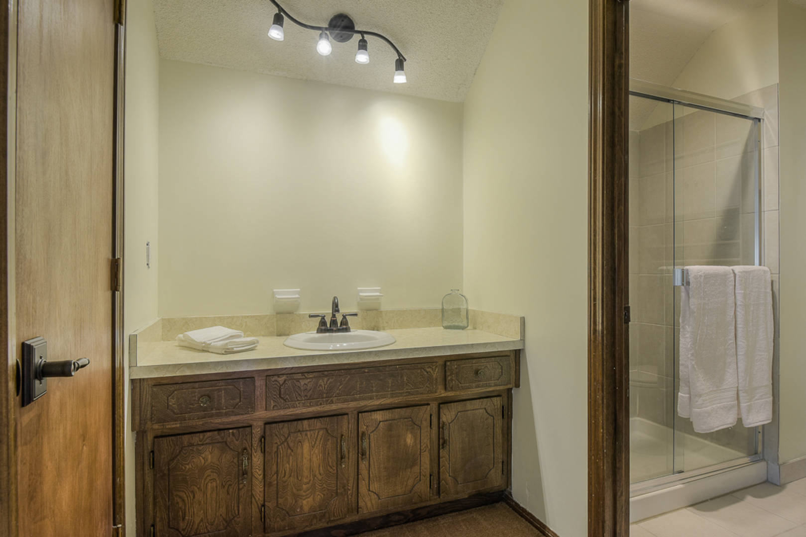 2118 East 152nd Terrace Olathe, KS 66062