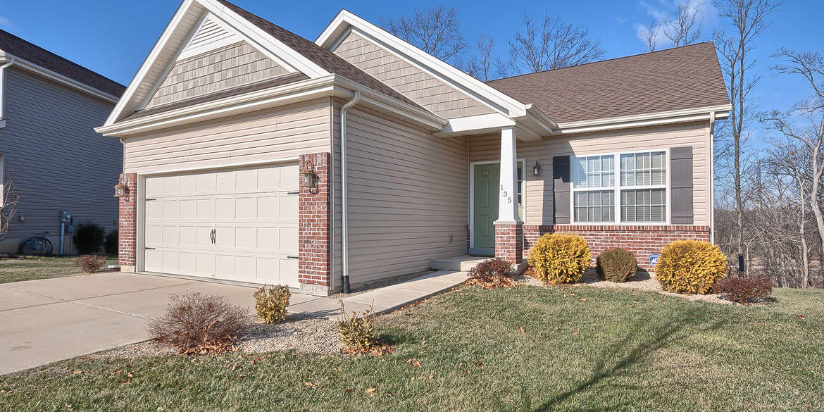 Brivity 135 Peruque Estates Lane Wentzville, MO 63385