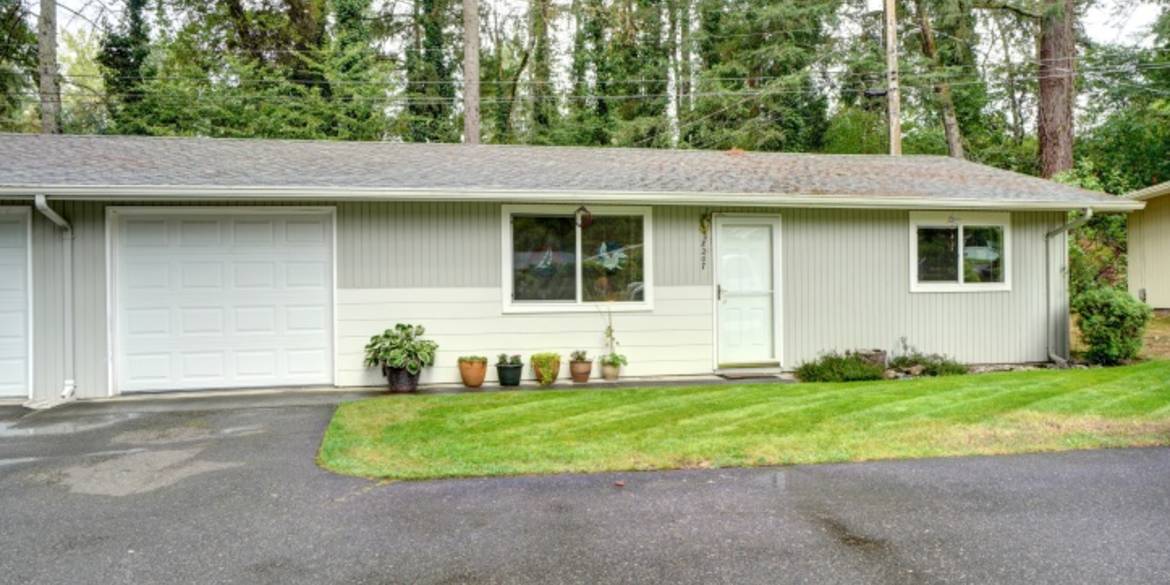 Brivity 8207 Paine St SW Lakewood, WA 98499