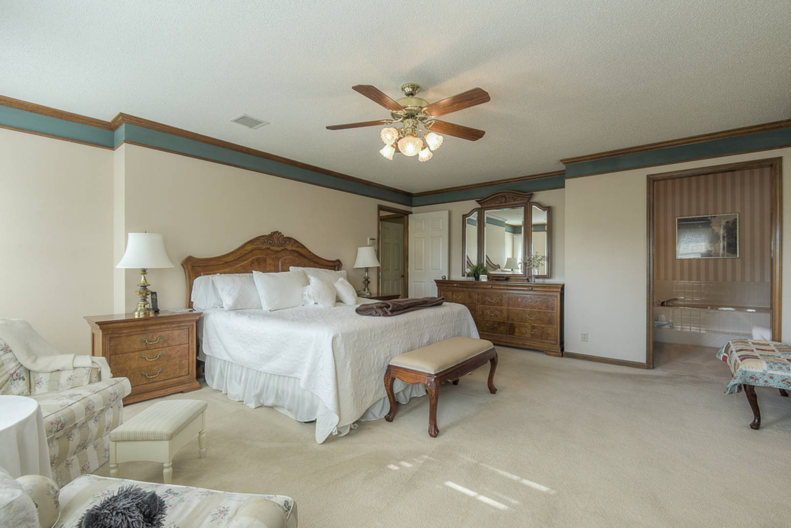 6746 Red Oak Drive Shawnee, KS 66217