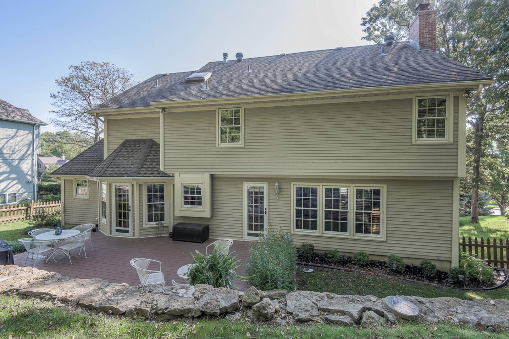 6746 Red Oak Drive Shawnee, KS 66217