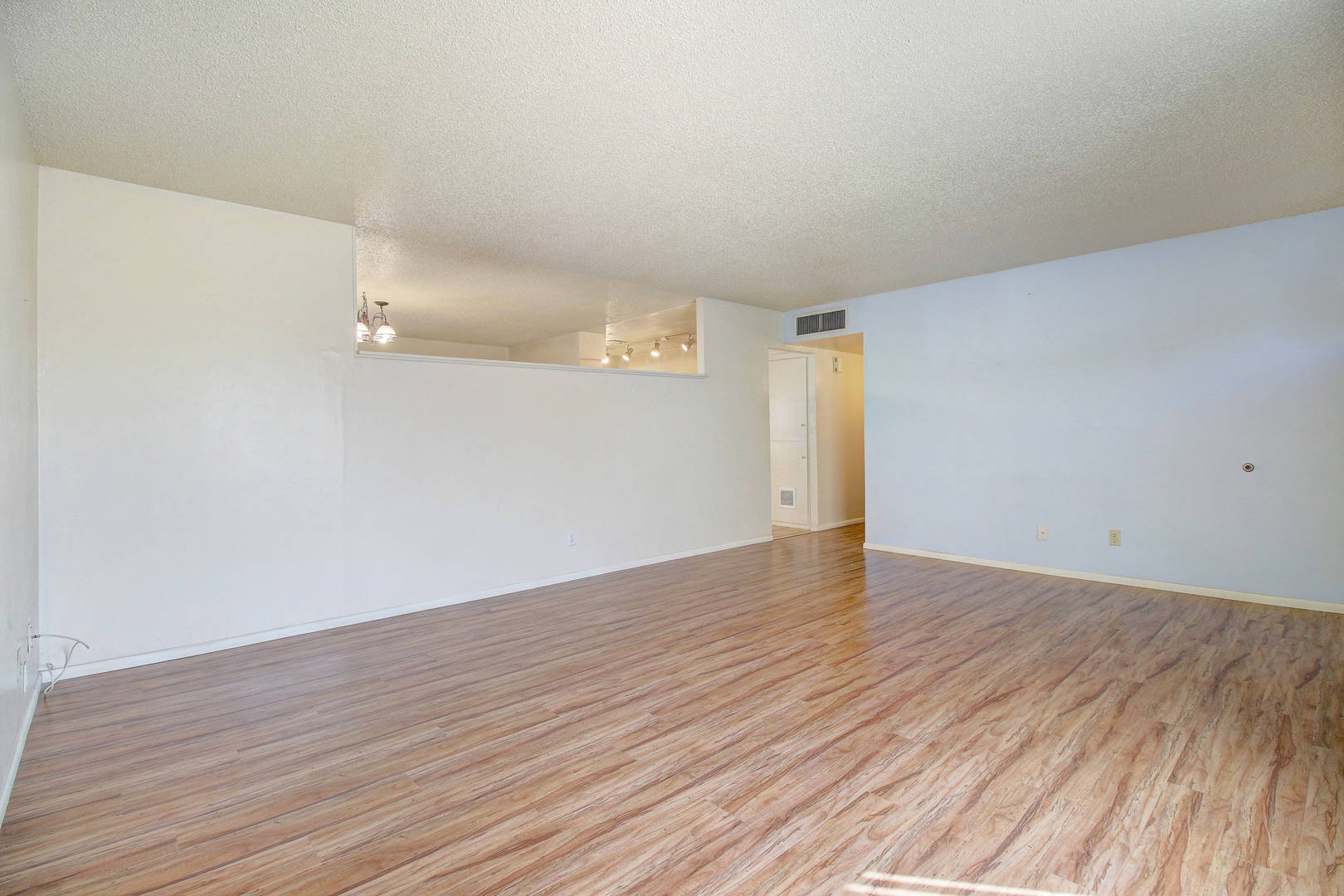 VACANT 6032 W Pinchot Ave Phoenix, AZ 85033