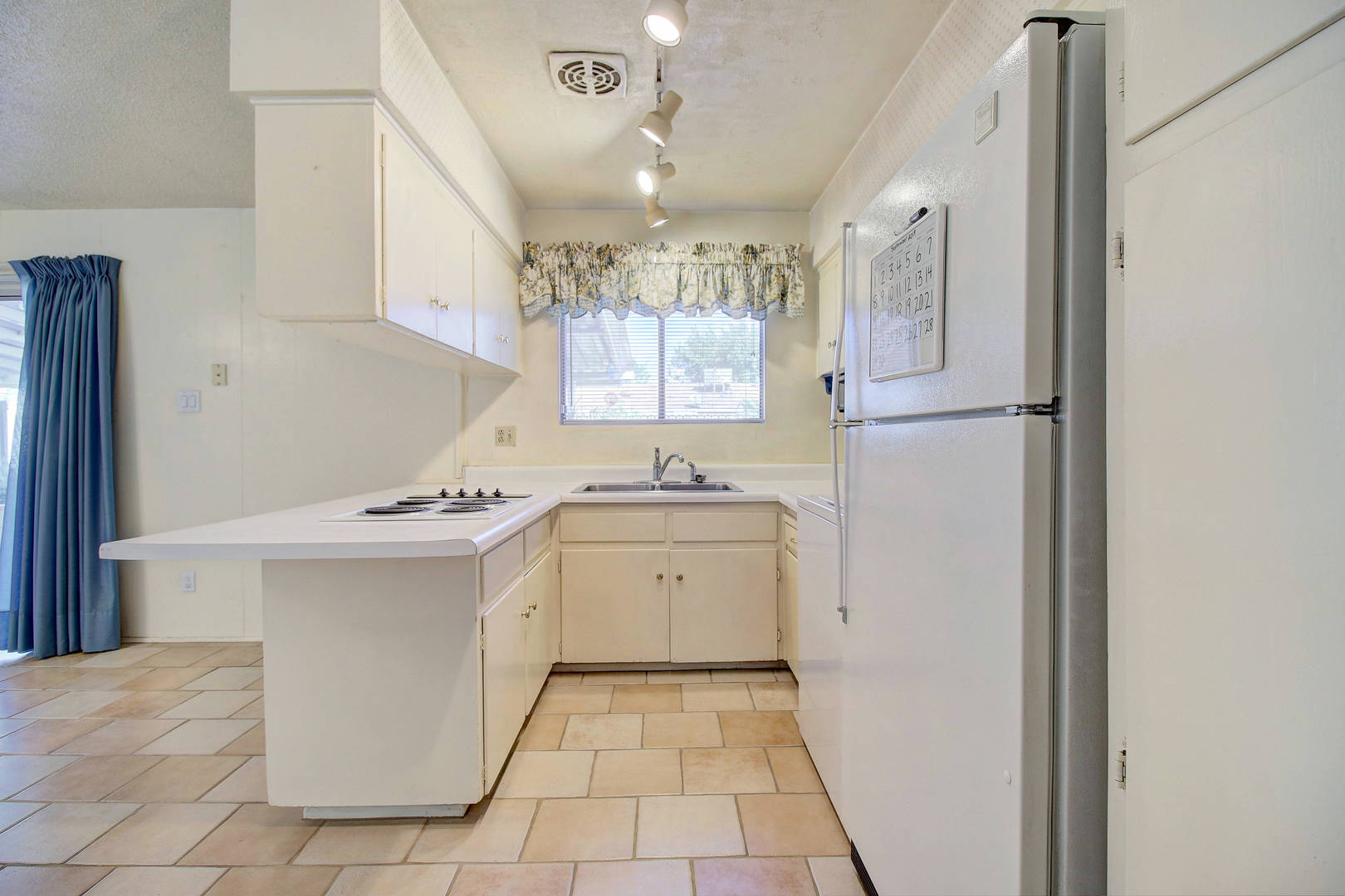 VACANT 6032 W Pinchot Ave Phoenix, AZ 85033