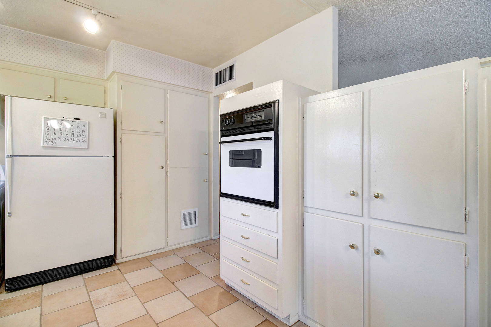 VACANT 6032 W Pinchot Ave Phoenix, AZ 85033