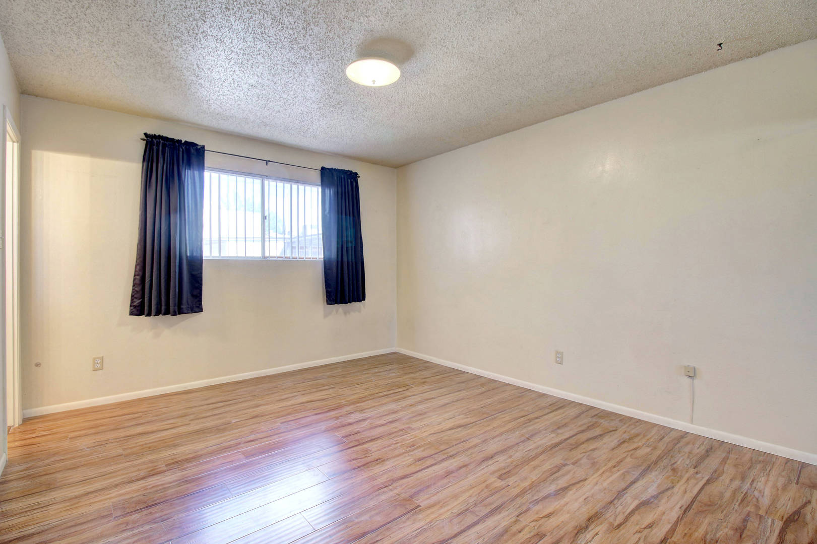 VACANT 6032 W Pinchot Ave Phoenix, AZ 85033
