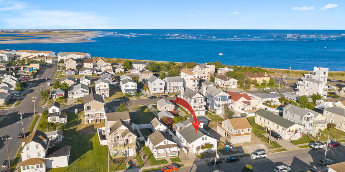 Brivity 425 W Pine Ave North Wildwood, NJ 08260