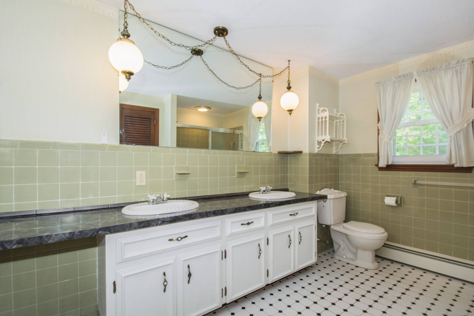 8 Black Hill Road  Paxton, MA 01612