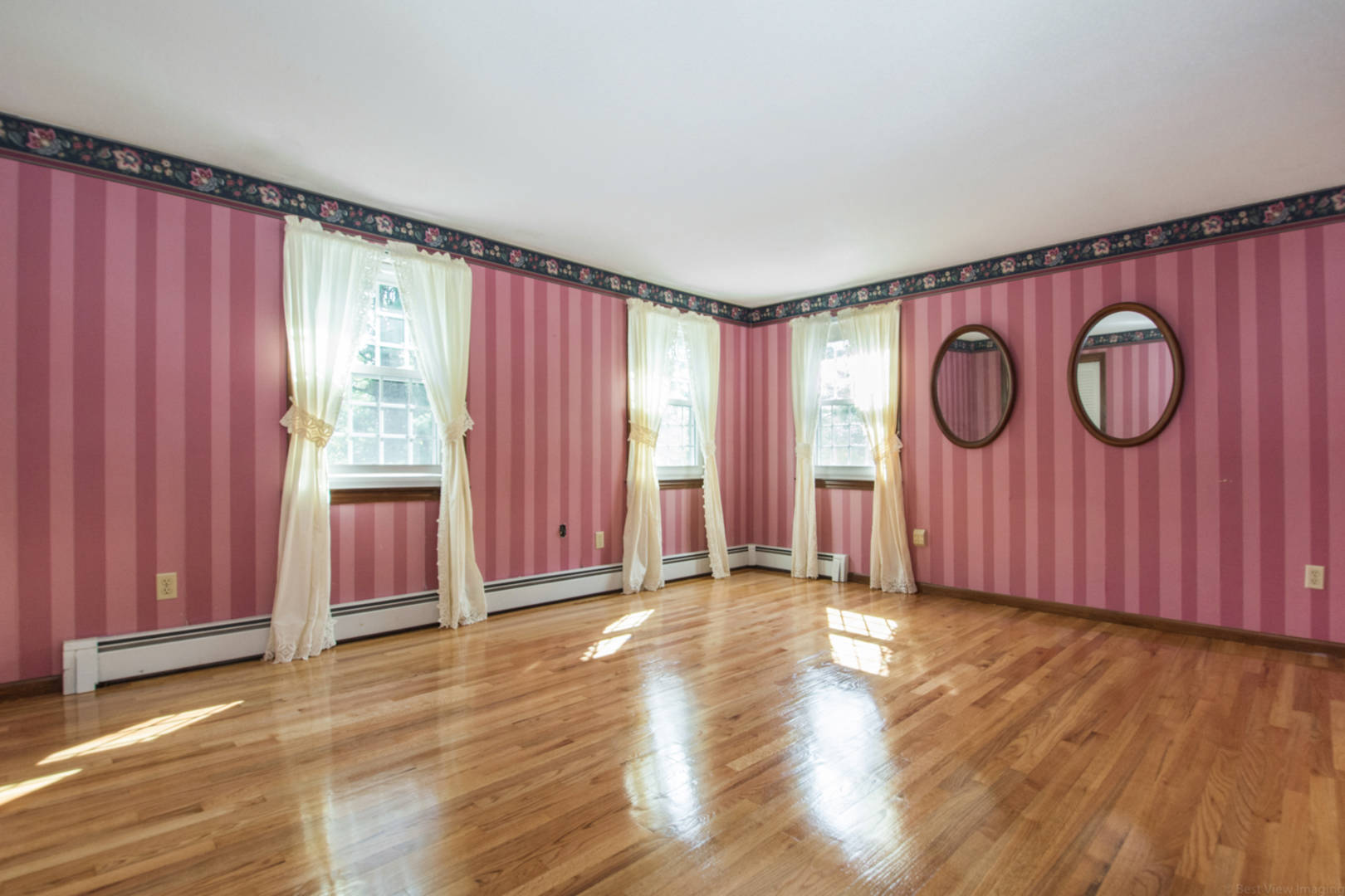8 Black Hill Road  Paxton, MA 01612