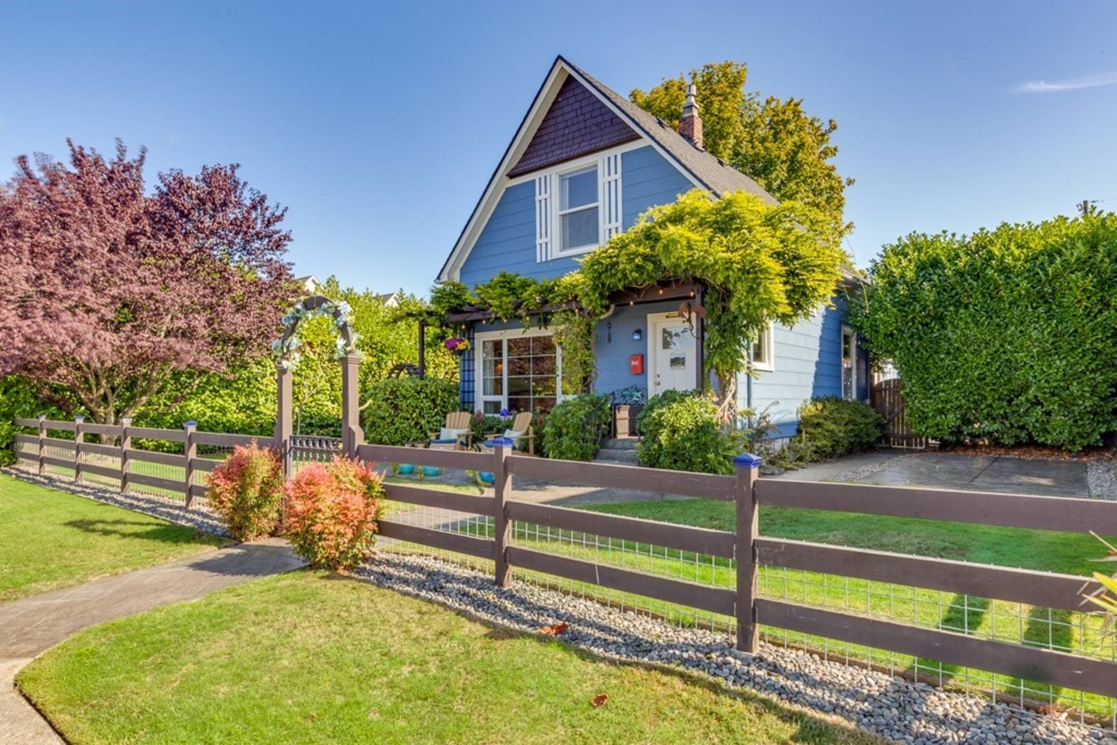 1801 Rockefeller Ave, Everett, WA 98201