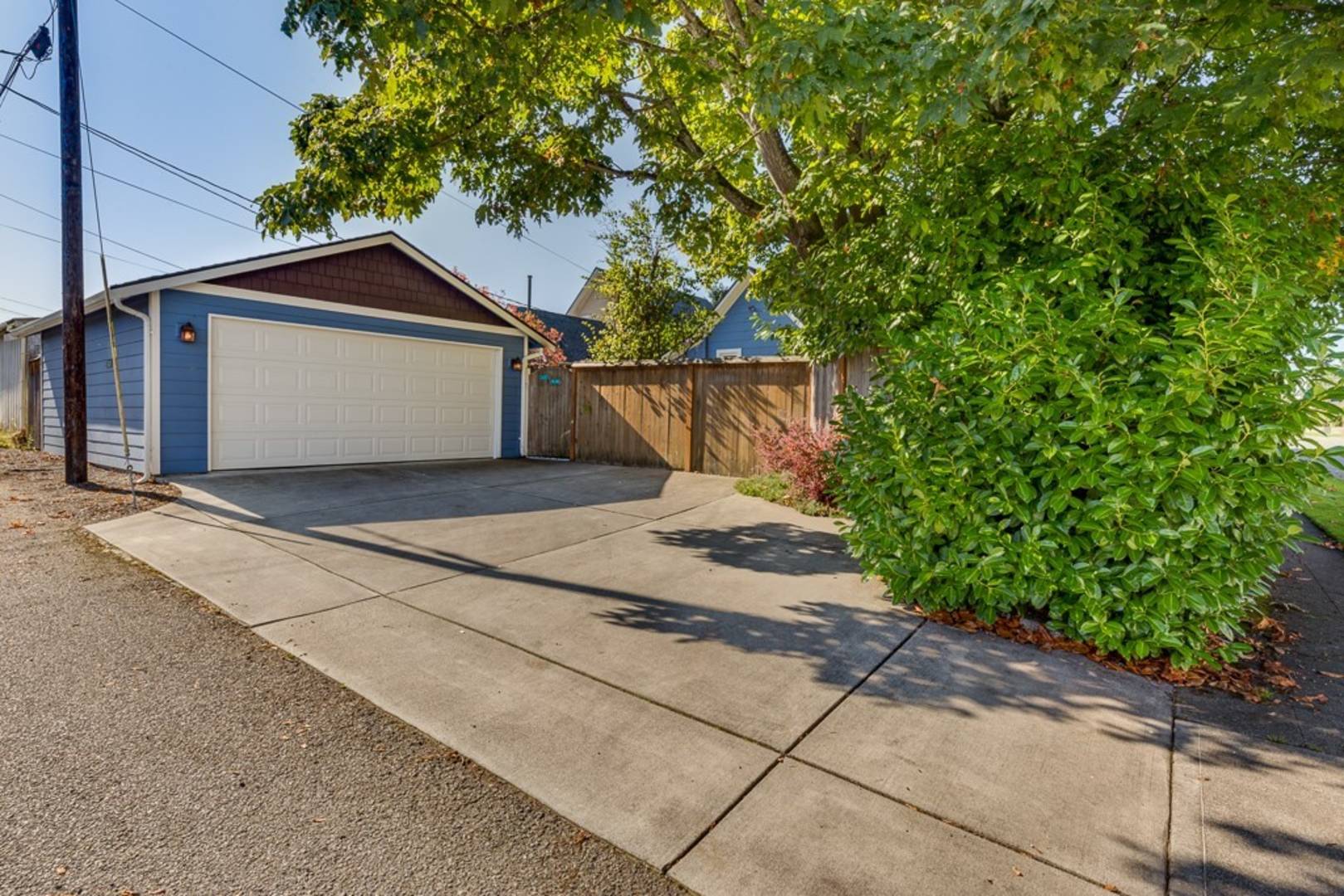 1801 Rockefeller Ave, Everett, WA 98201