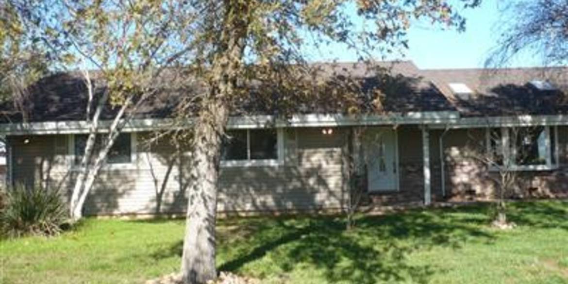 Brivity 11159 Simmerhorn Rd. Galt, CA 95632