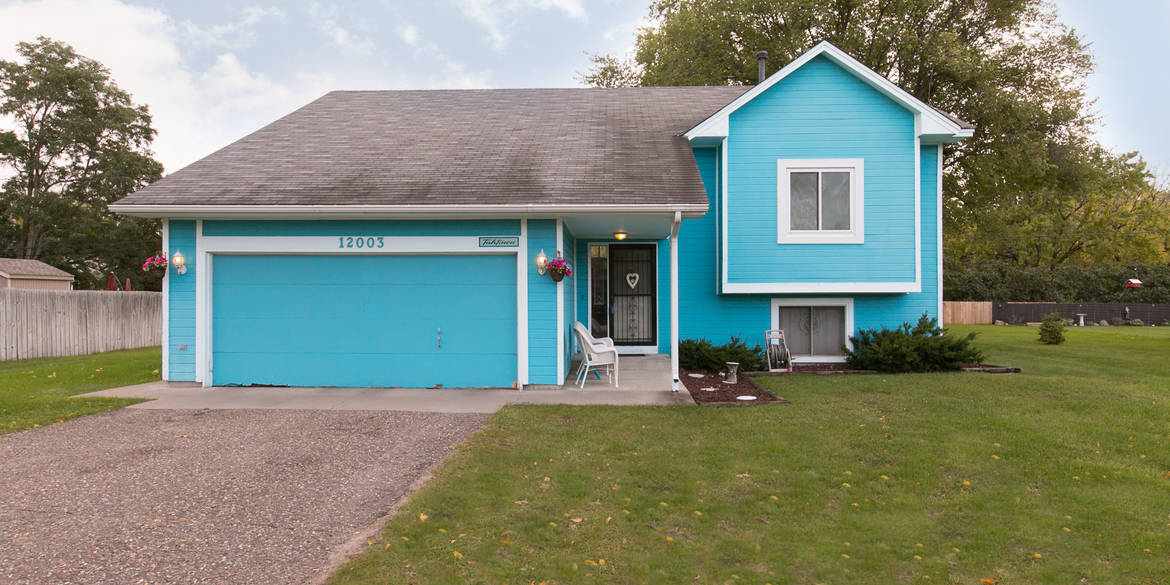 Brivity 12003 Round Lake Blvd NW Coon Rapids, MN 55433