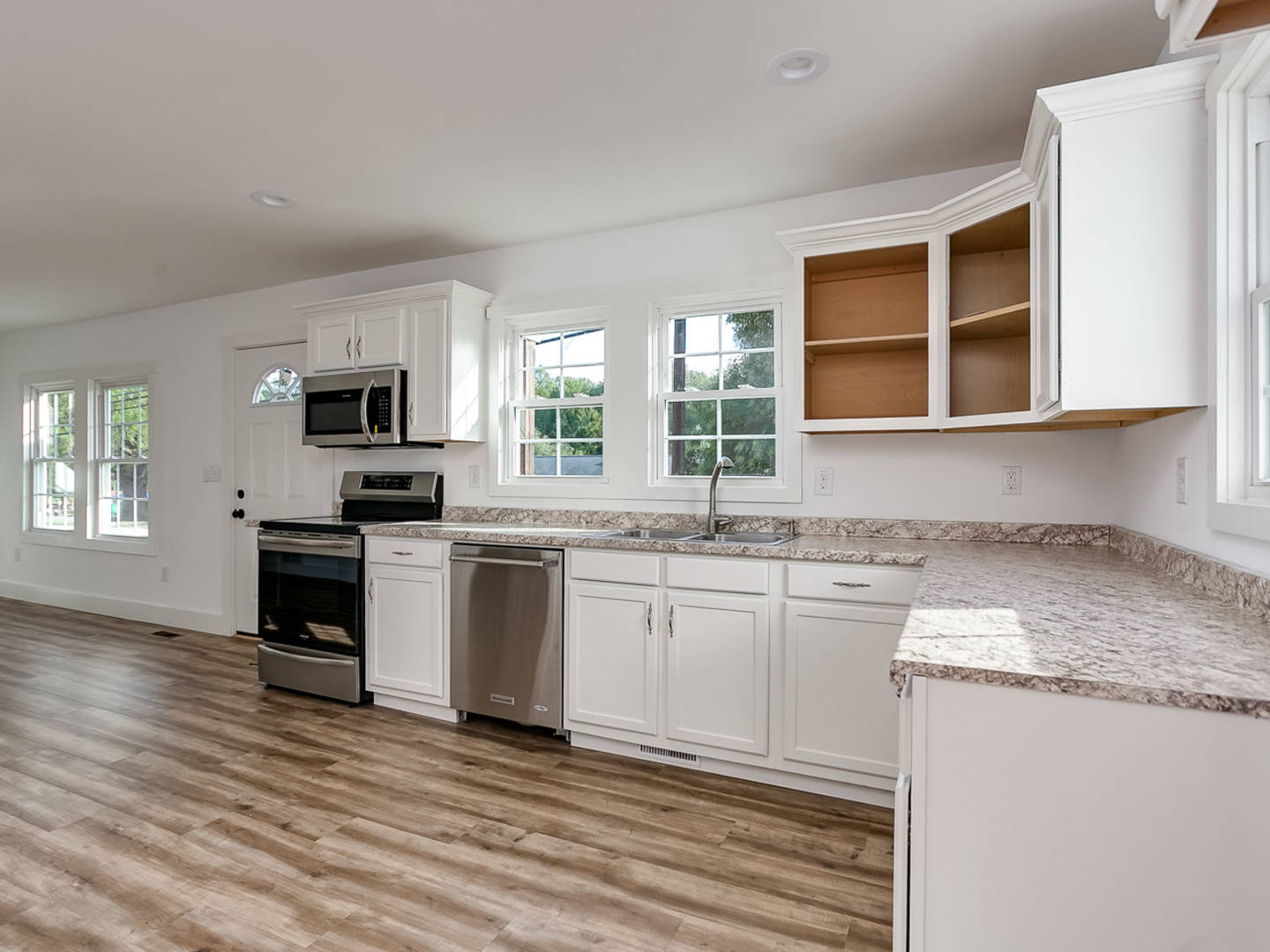 86 N. Main St. Inman, SC 29349