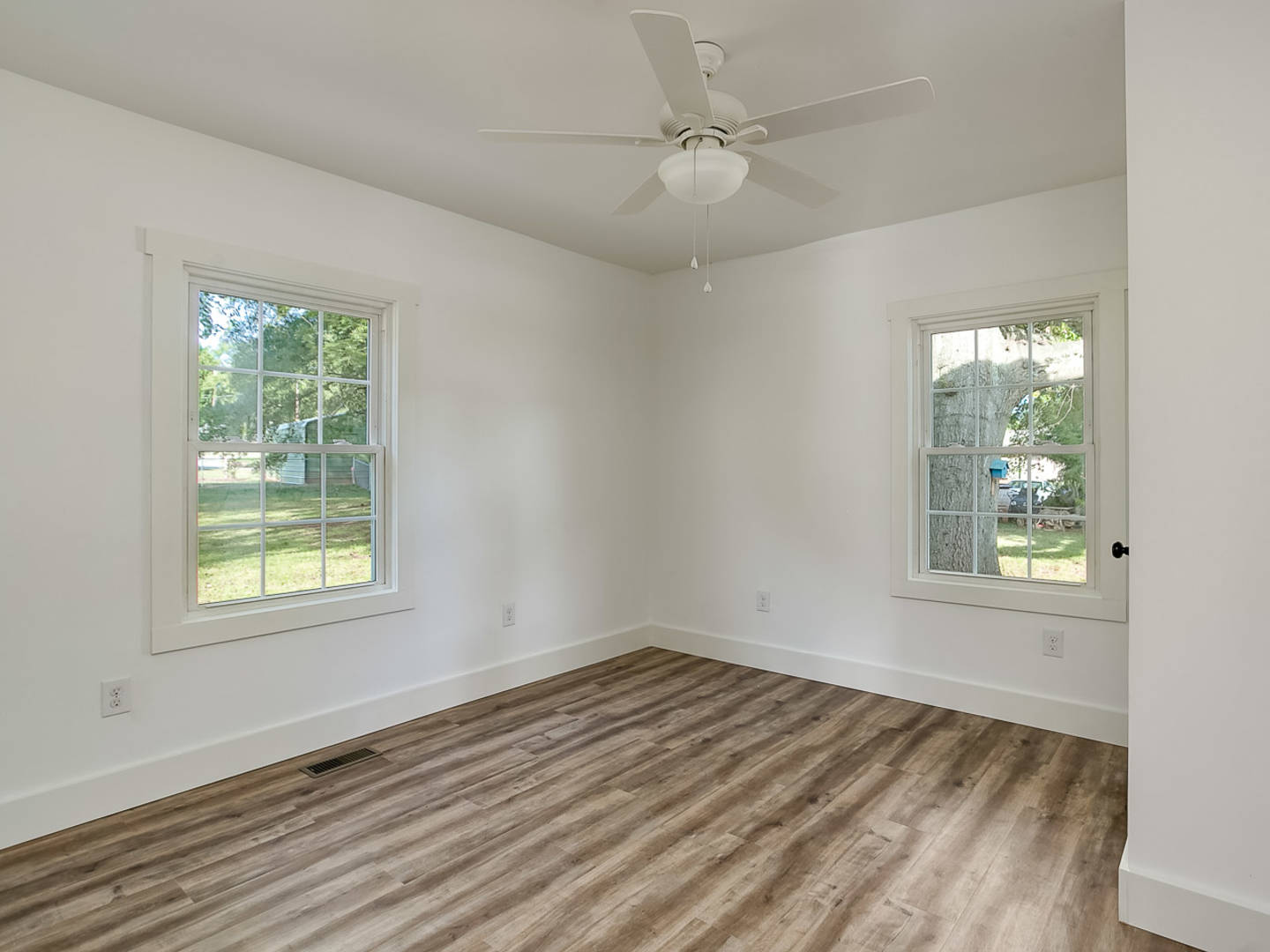 86 N. Main St. Inman, SC 29349