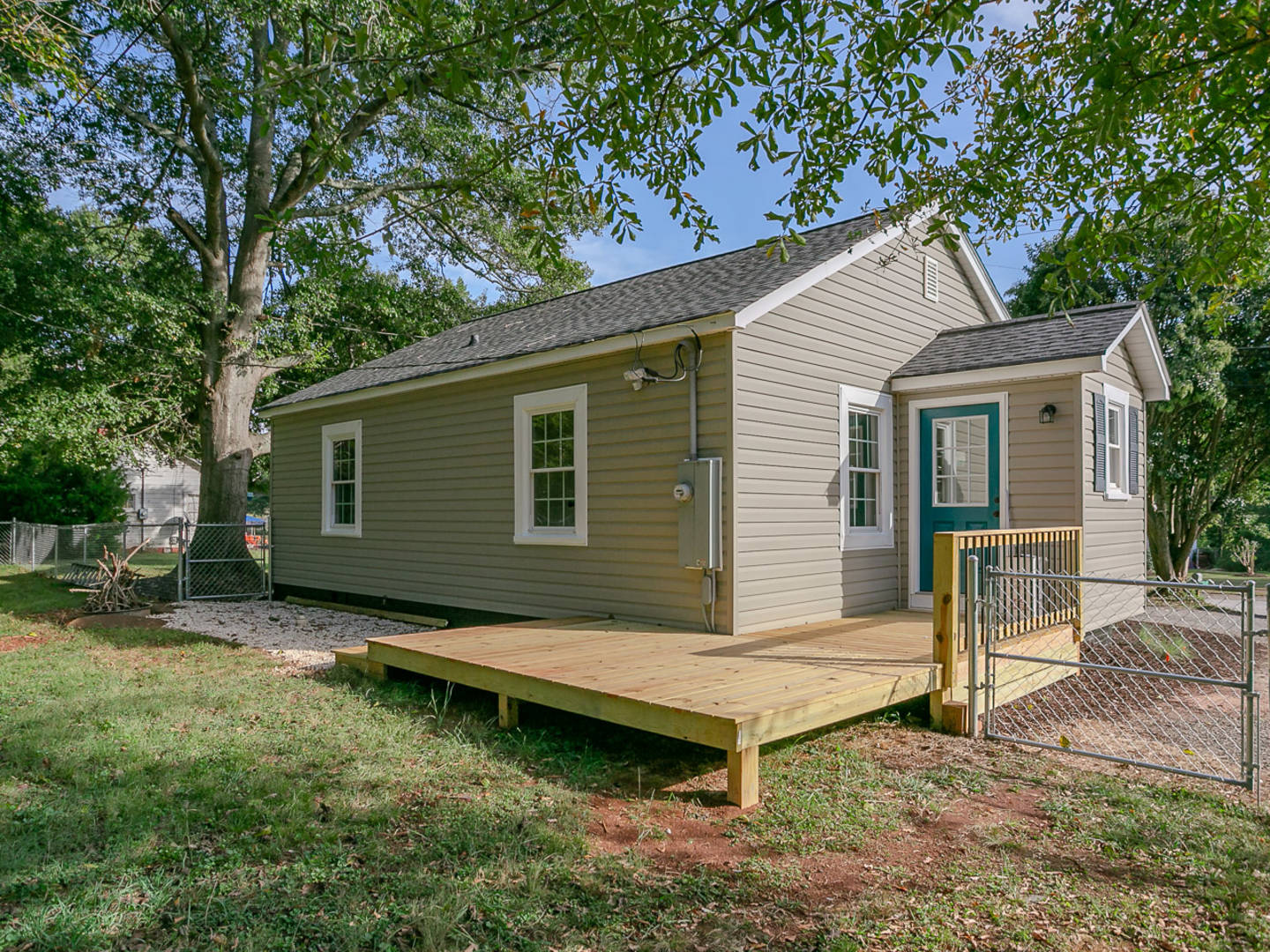 86 N. Main St. Inman, SC 29349