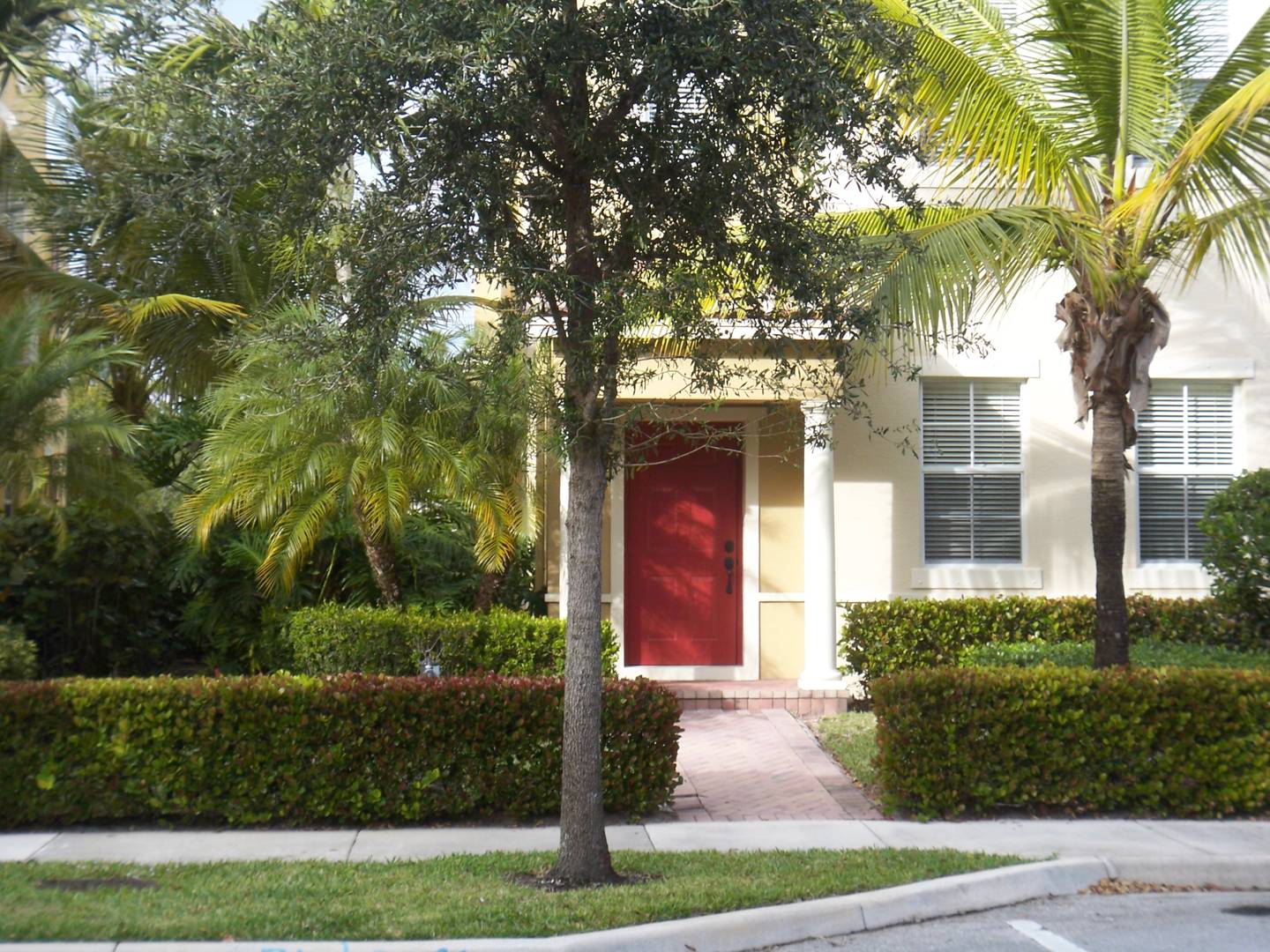 Brivity 121 Seagrape Dr. 204 Jupiter, FL 33458 Virtual Tour