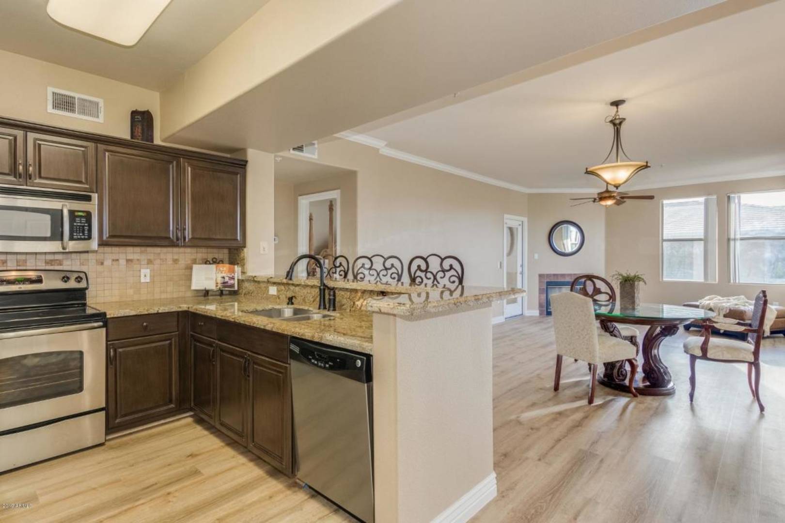 19777 N 76th St Scottsdale, AZ 85255