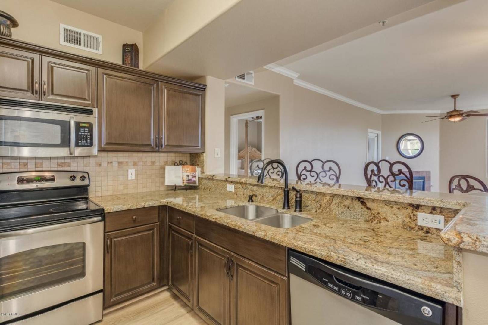 19777 N 76th St Scottsdale, AZ 85255