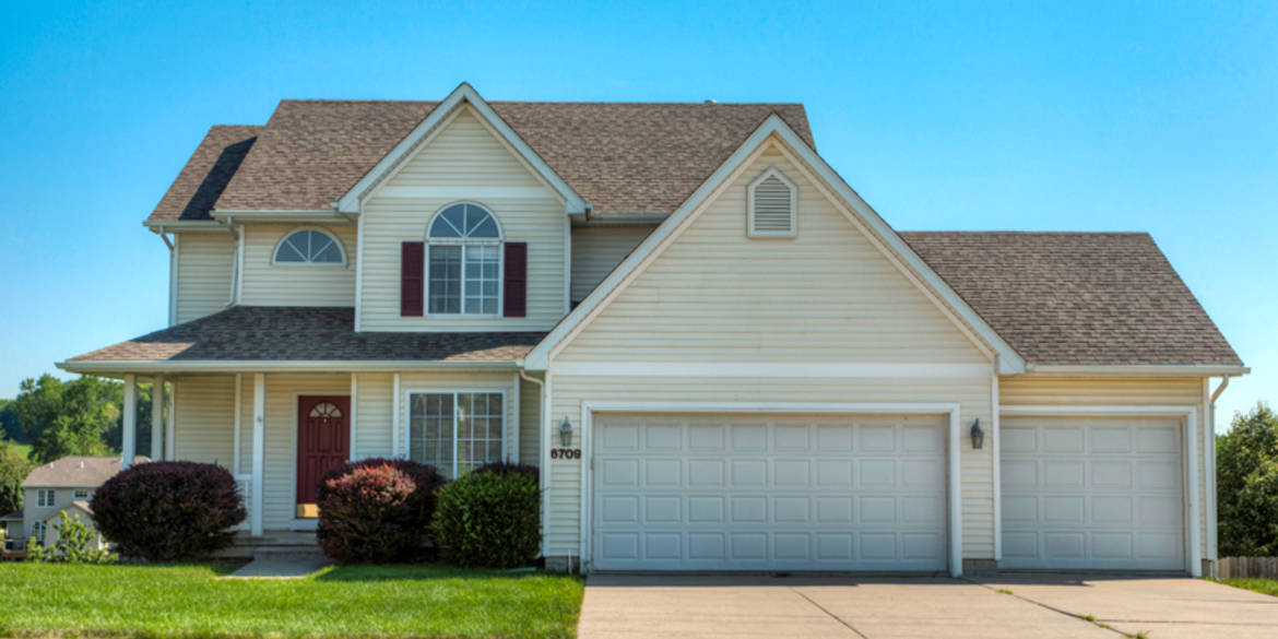 Brivity 6709 Three Lakes Pkwy Des Moines, IA 50320