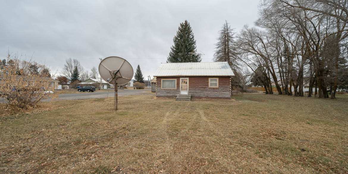 Brivity 388 Walnut Ashton, ID 83420