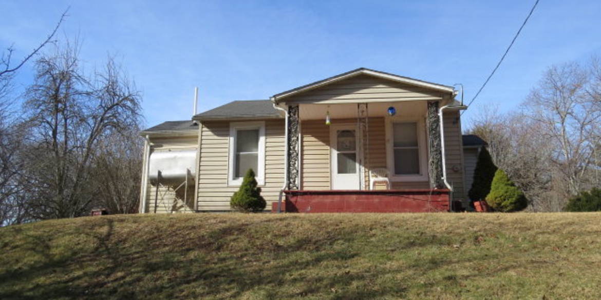 Brivity 1472 Longview Lane Galax, VA 24333