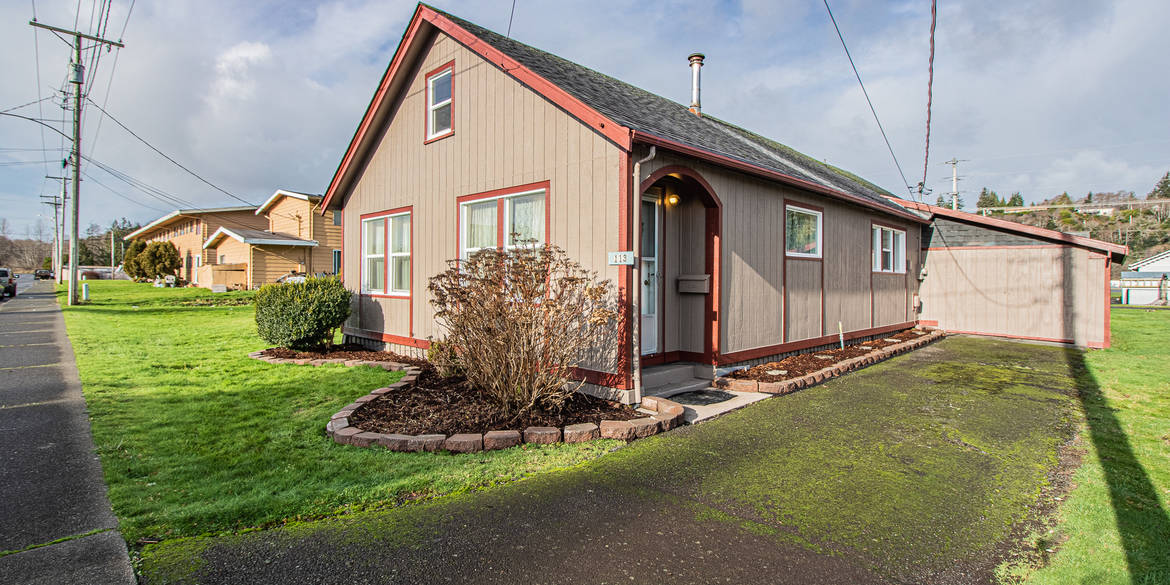 Brivity 113 Firman Avenue Hoquiam, WA 98550