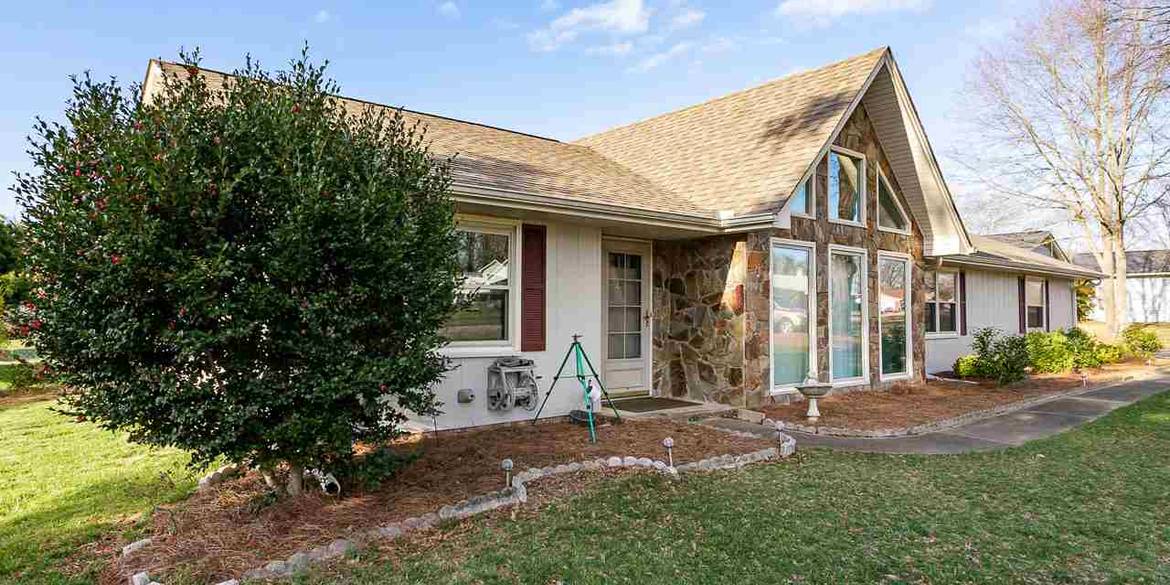 Brivity 126 Len Ct. Spartanburg, SC 29303