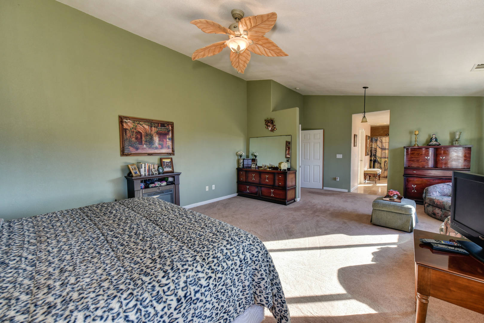 23392 Meyer Ravine Rd Grass Valley, CA 95949