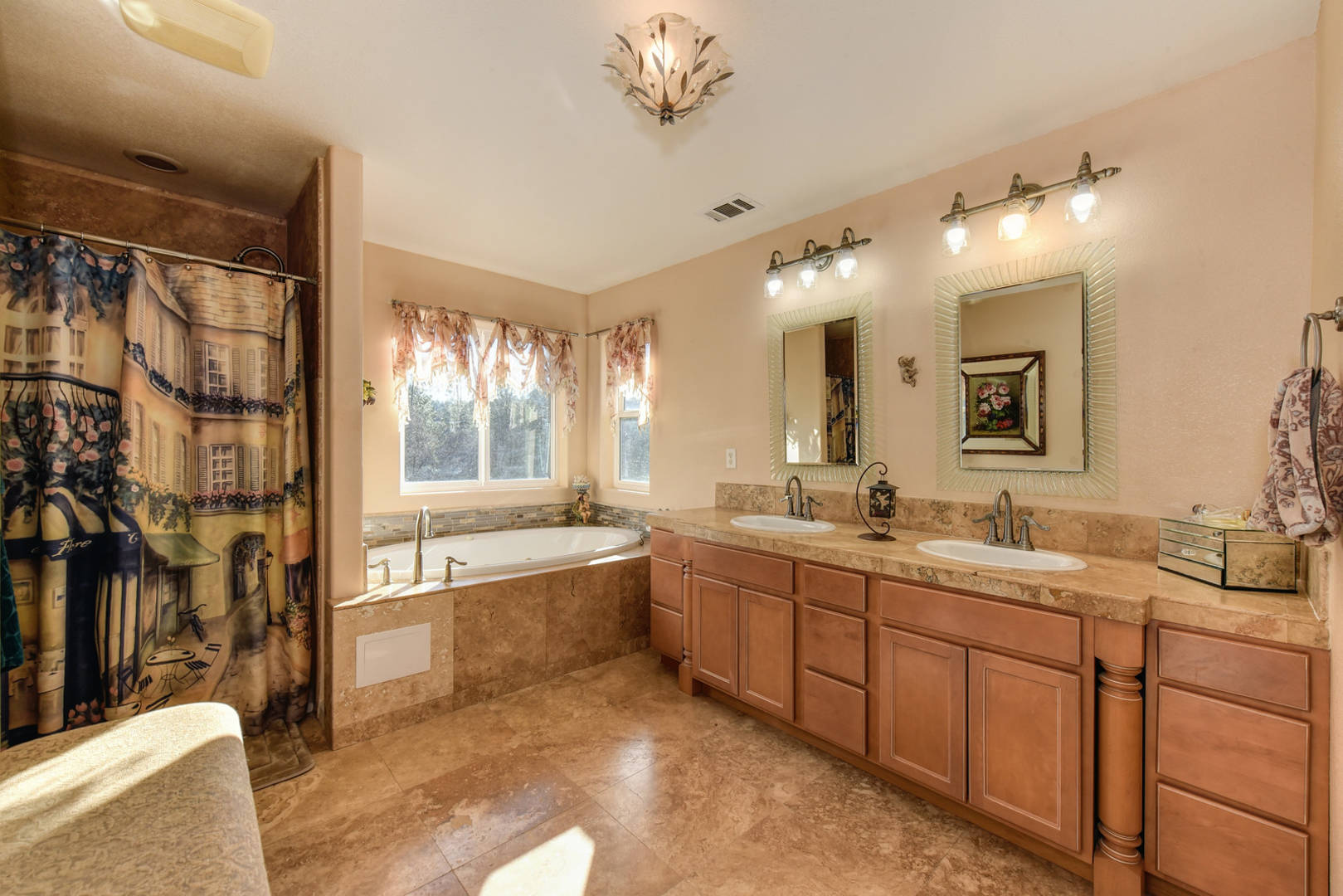 23392 Meyer Ravine Rd Grass Valley, CA 95949
