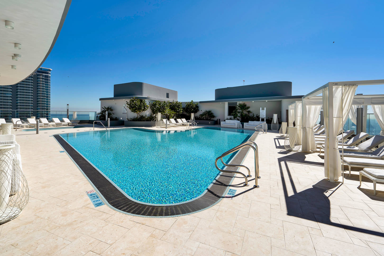 1000 Brickell Plaza Unit 2405 Miami, FL 33131
