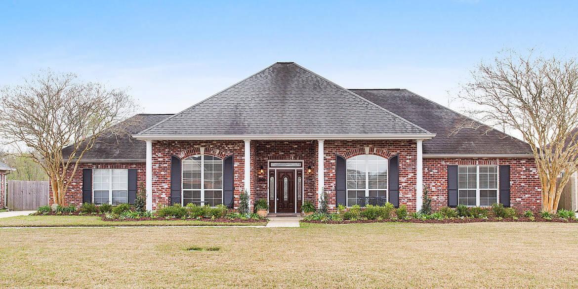 Brivity 313 S. Fashion Blvd. Hahnville, LA 70057