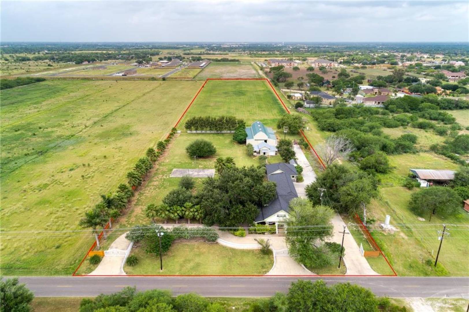 Brivity 415 S Glasscock Boulevard, Alton, TX 78573 Mission, TX 78573