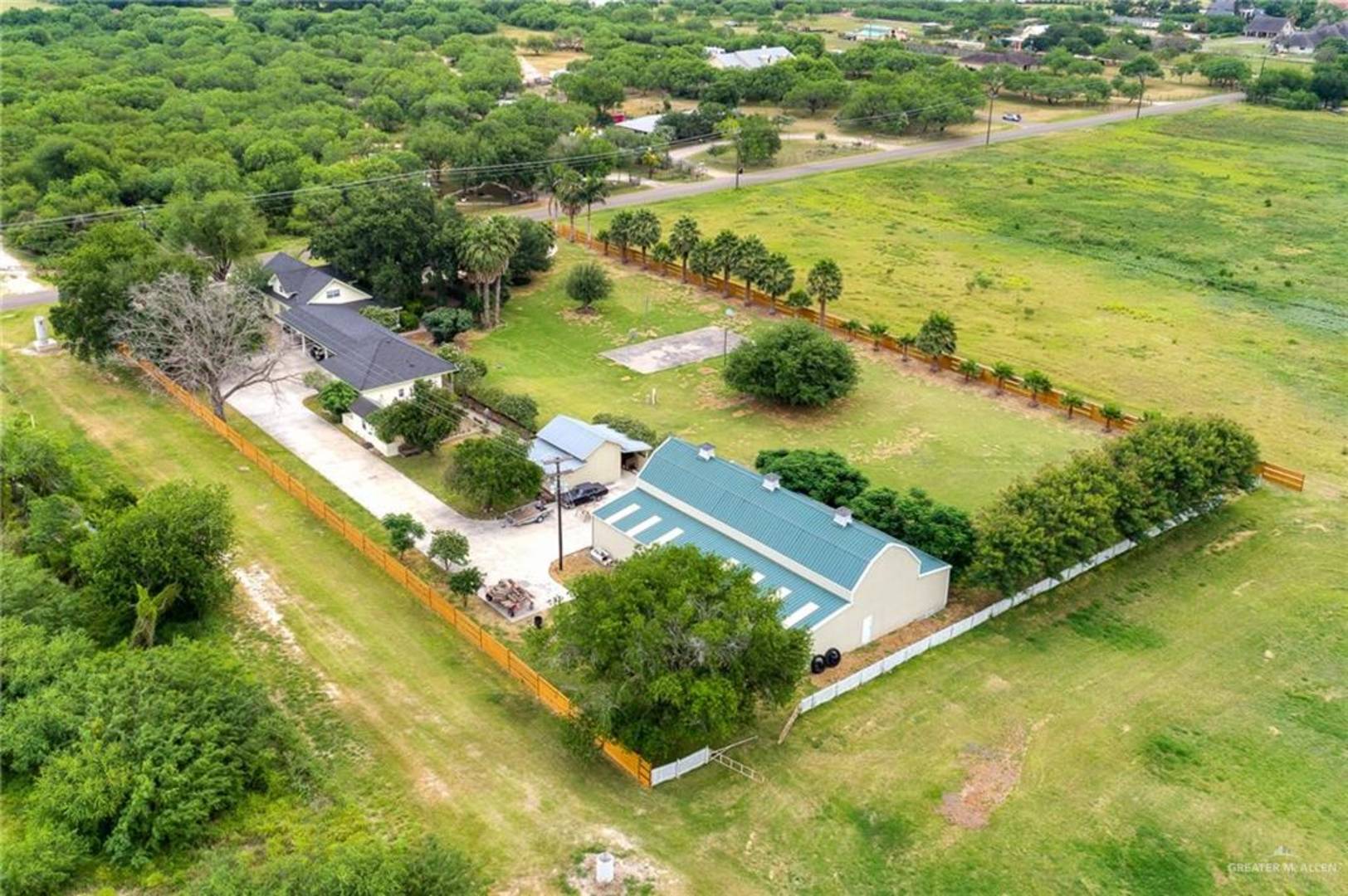 Brivity 415 S Glasscock Boulevard, Alton, TX 78573 Mission, TX 78573