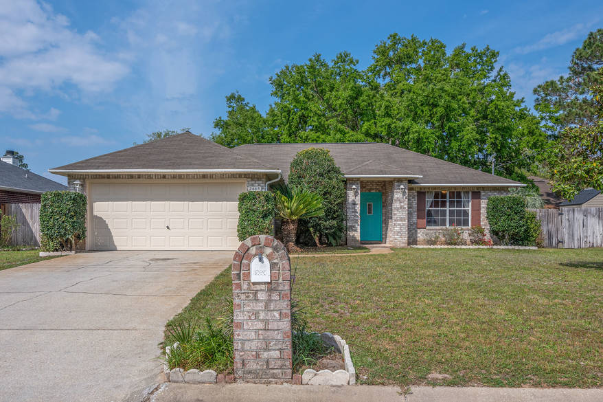 Brivity 2665 Hidden Estates Cir Navarre, FL 32566