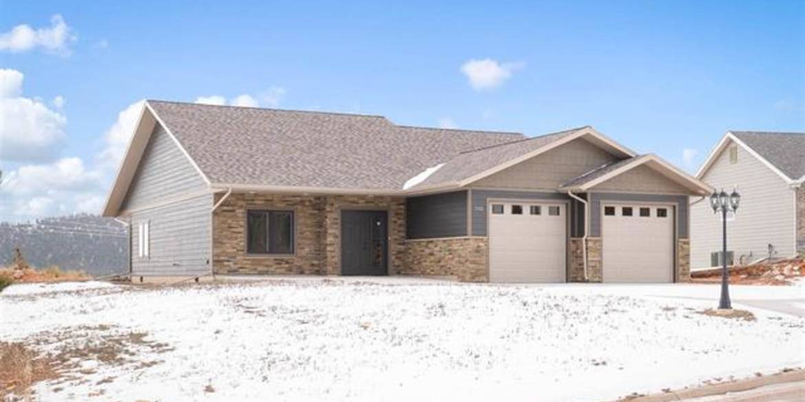 Brivity 2112 BISON PASS Hill City, SD 57745